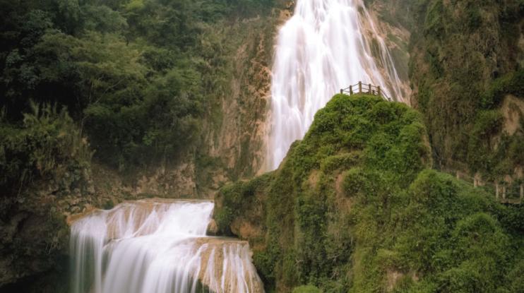 The waterfall Velo de Novia in the park of del Chiflon